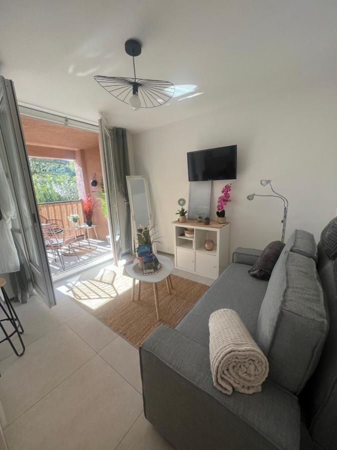 Appartement Pied Dans L'Eau ลาแซน-ซูร์-แมร์ ภายนอก รูปภาพ