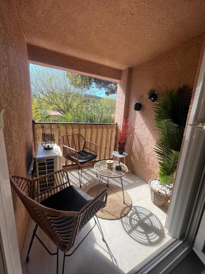 Appartement Pied Dans L'Eau ลาแซน-ซูร์-แมร์ ภายนอก รูปภาพ