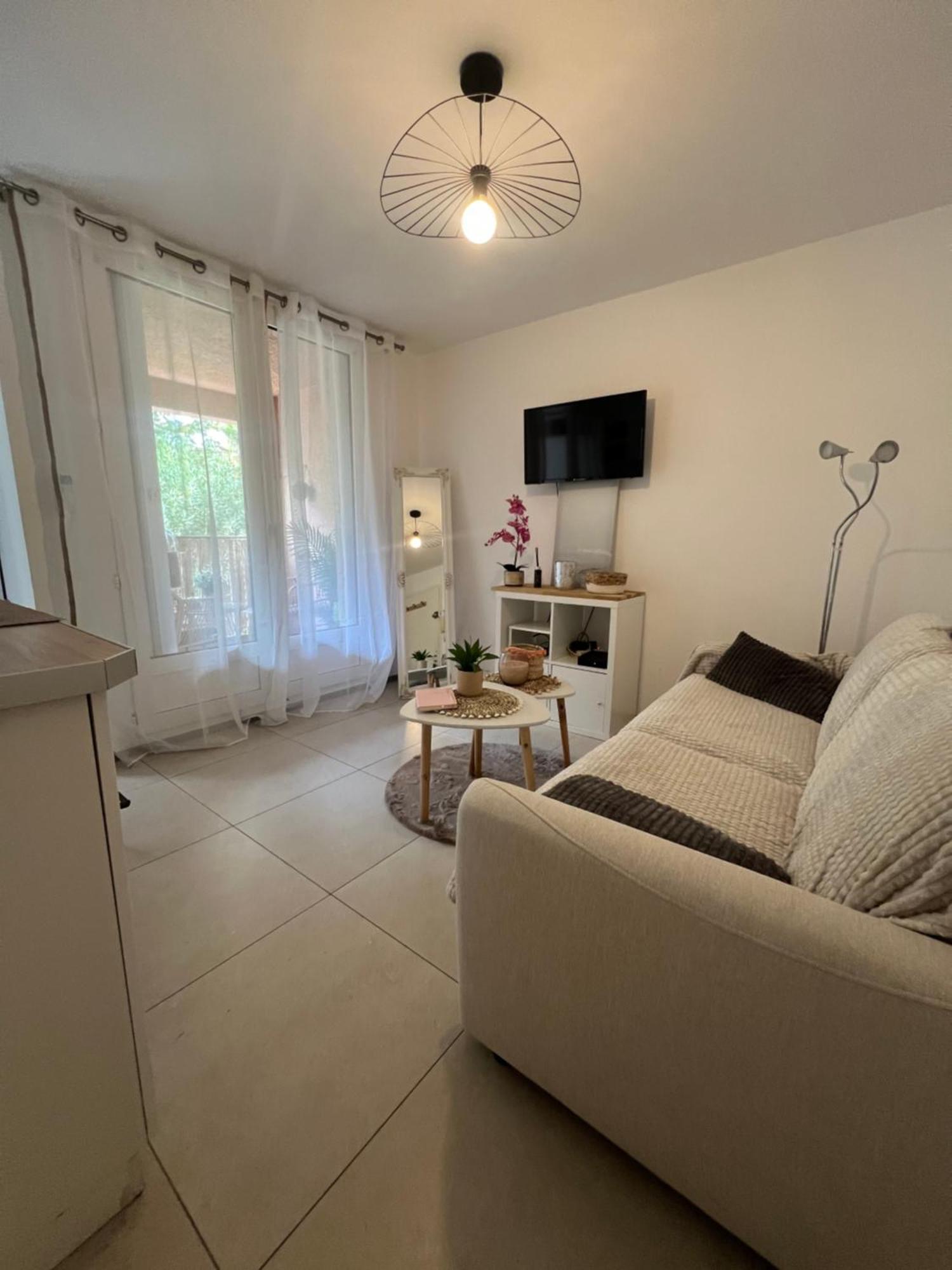 Appartement Pied Dans L'Eau ลาแซน-ซูร์-แมร์ ภายนอก รูปภาพ